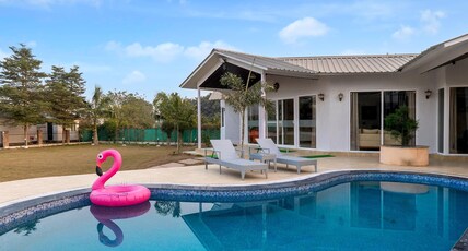 ELIVAAS Signature Vedaaz 4 BHK Farmhouse With Pvt Pool Room Type - ELIVAAS Vedaaz 4 BHK Farmhouse With Pvt Pool