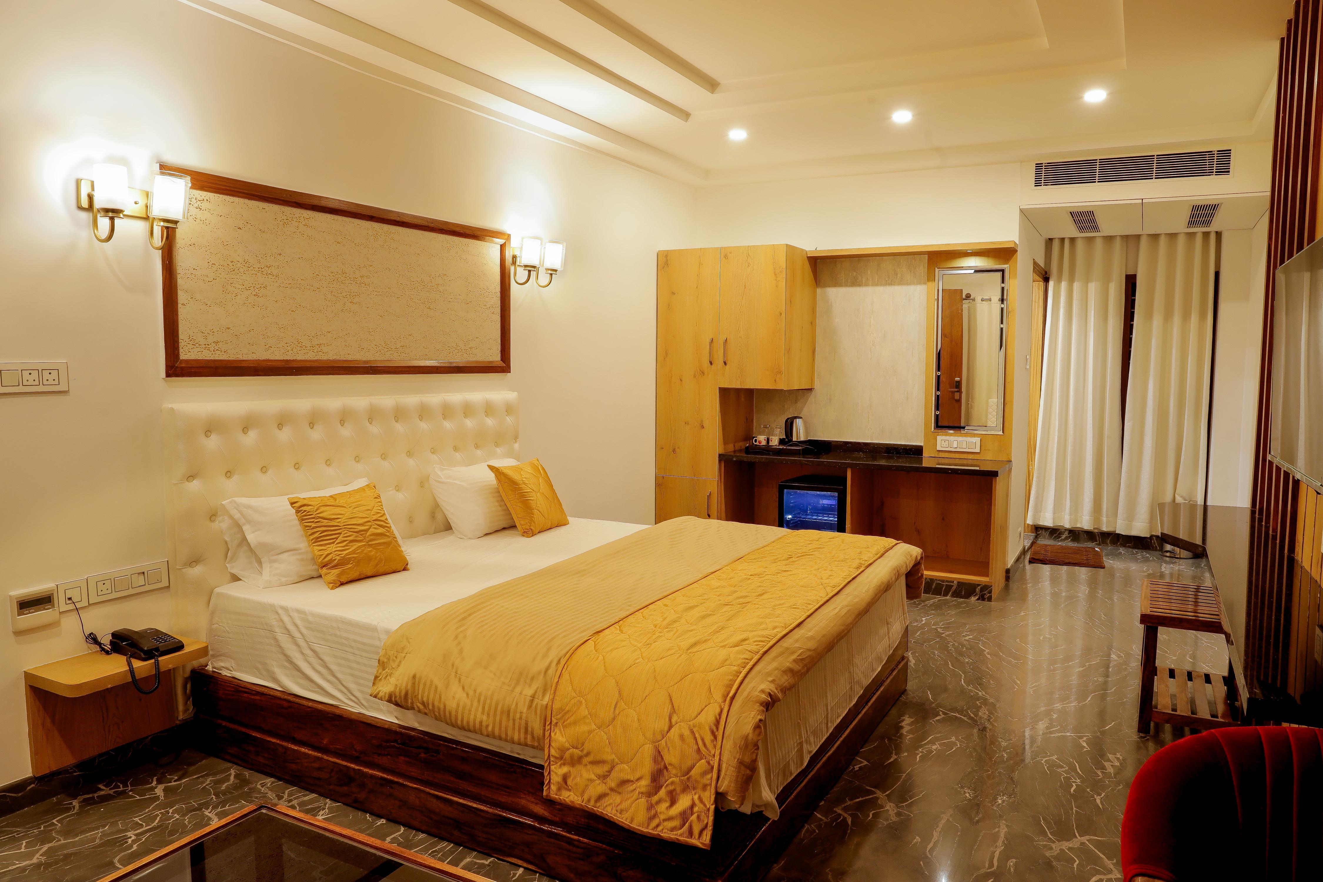 NTS Nirvana Suites Room Type - suite room ac