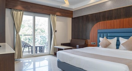 TRAYEE INTERNATIONAL Room Type - Deluxe Room with Balcony