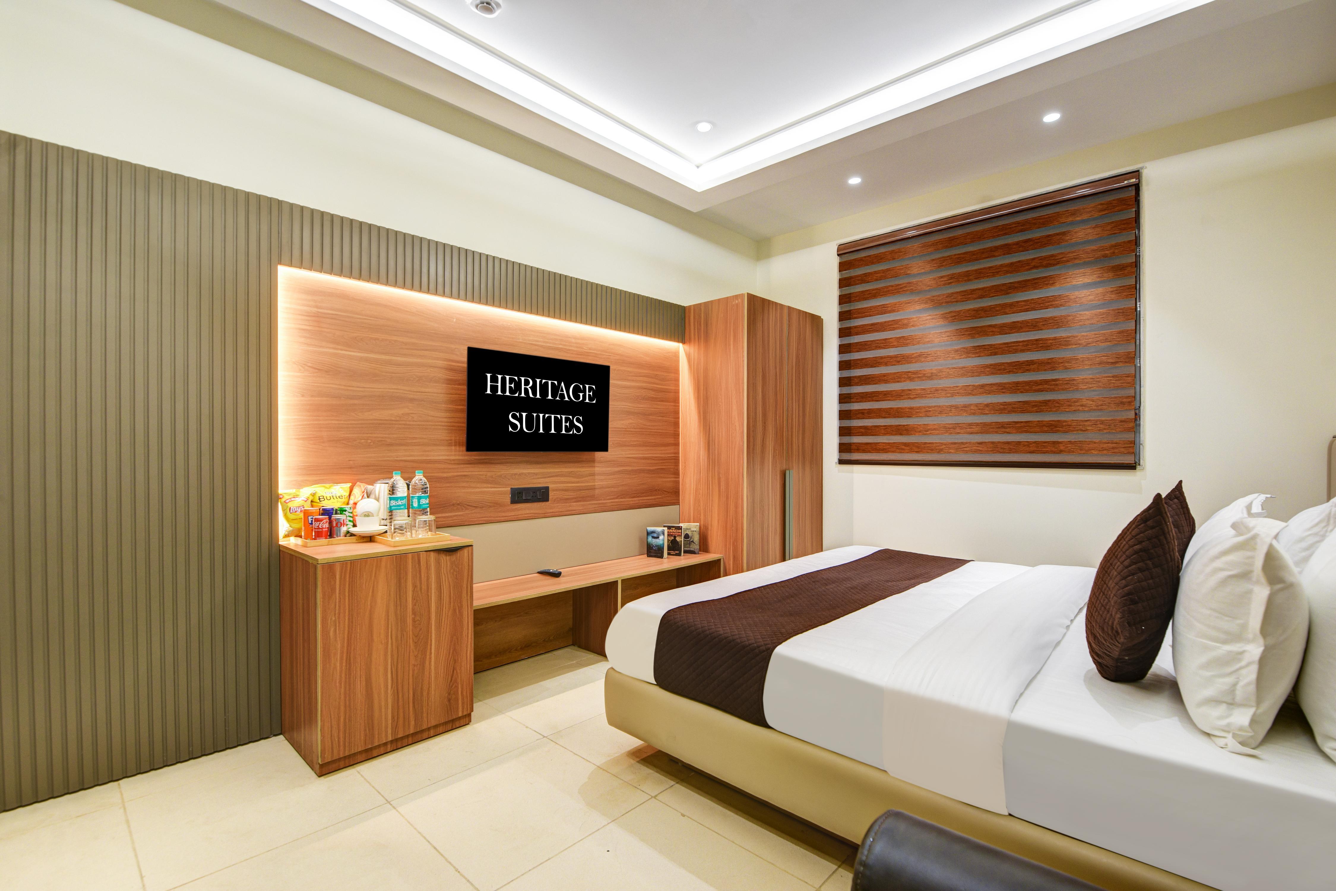 Hotel Heritage Suites Near Ashok Vihar - Tap to explore photos