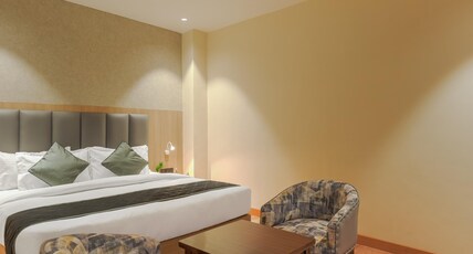 Luxe Stayz Marrion (100 Metres from Golden Temple) Room Type - SUITE ROOM