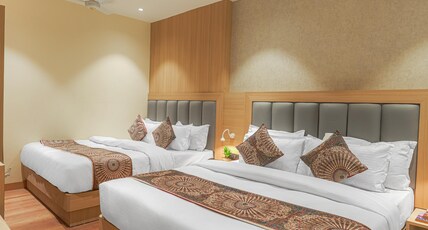 Luxe Stayz Marrion (100 Metres from Golden Temple) Room Type - FAMILY ROOM