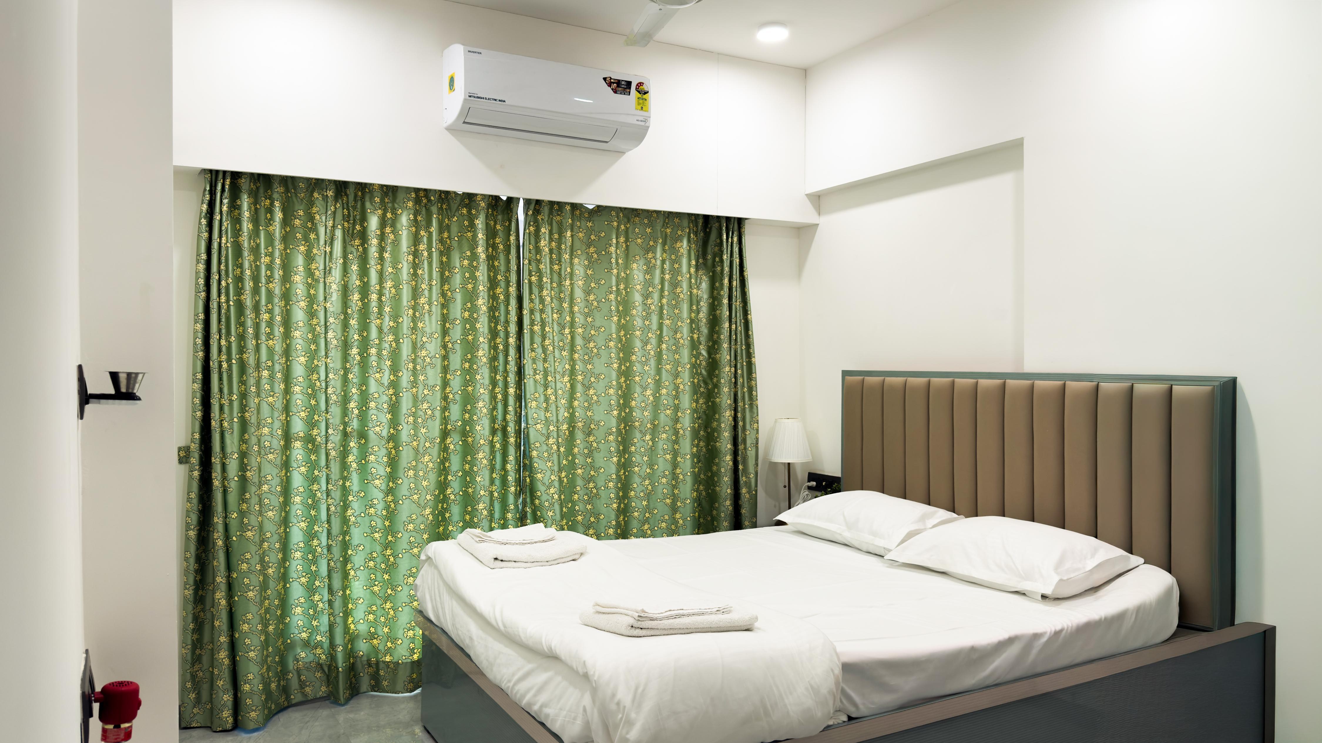 Cozy Key Stay in BKC Kalina - Tap to explore photos