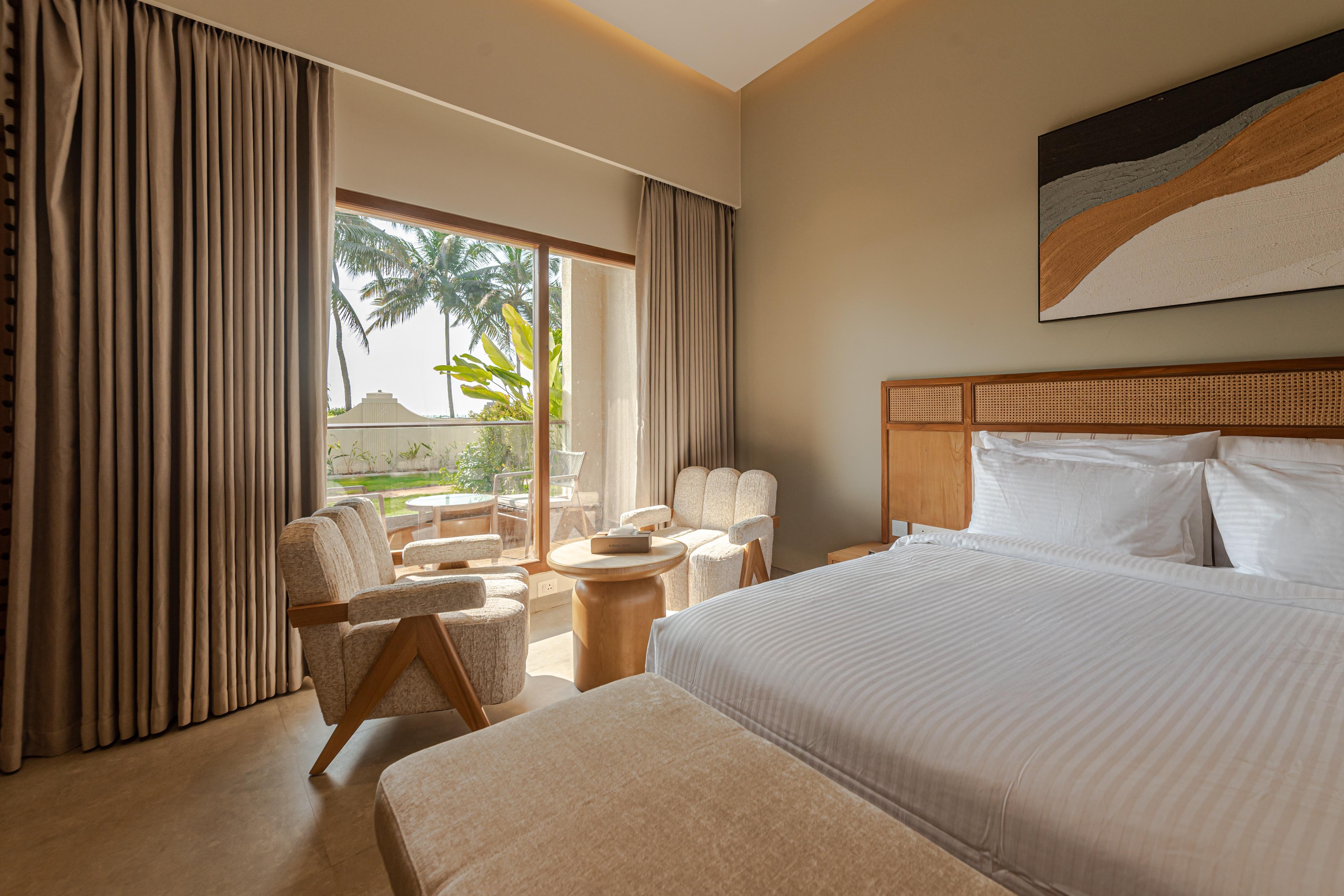 Peninsula Del Mar Beach Resort - Tap to explore photos