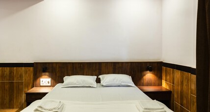 Cozykey Bandra Room Type - Ruby