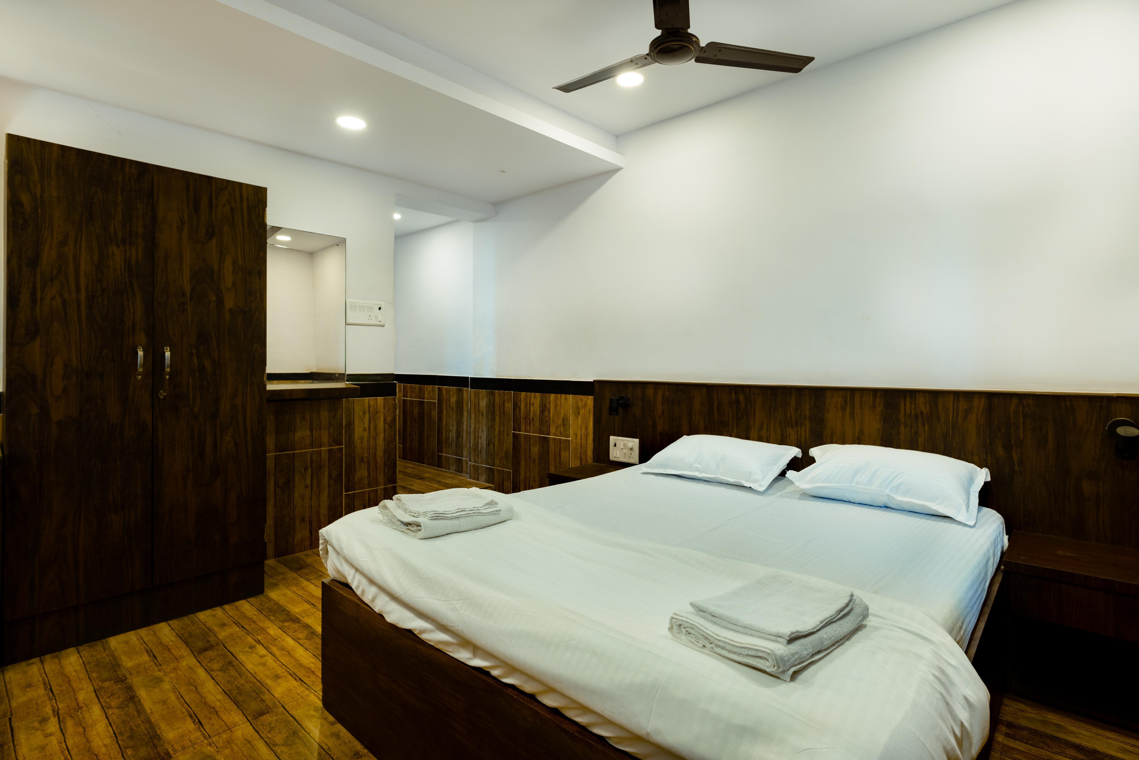 Cozykey Bandra - Tap to explore photos