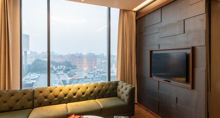 DLS Hotels Amritsar (200 Steps to The Golden Temple) Room Type - Luxury Room with Bathtub