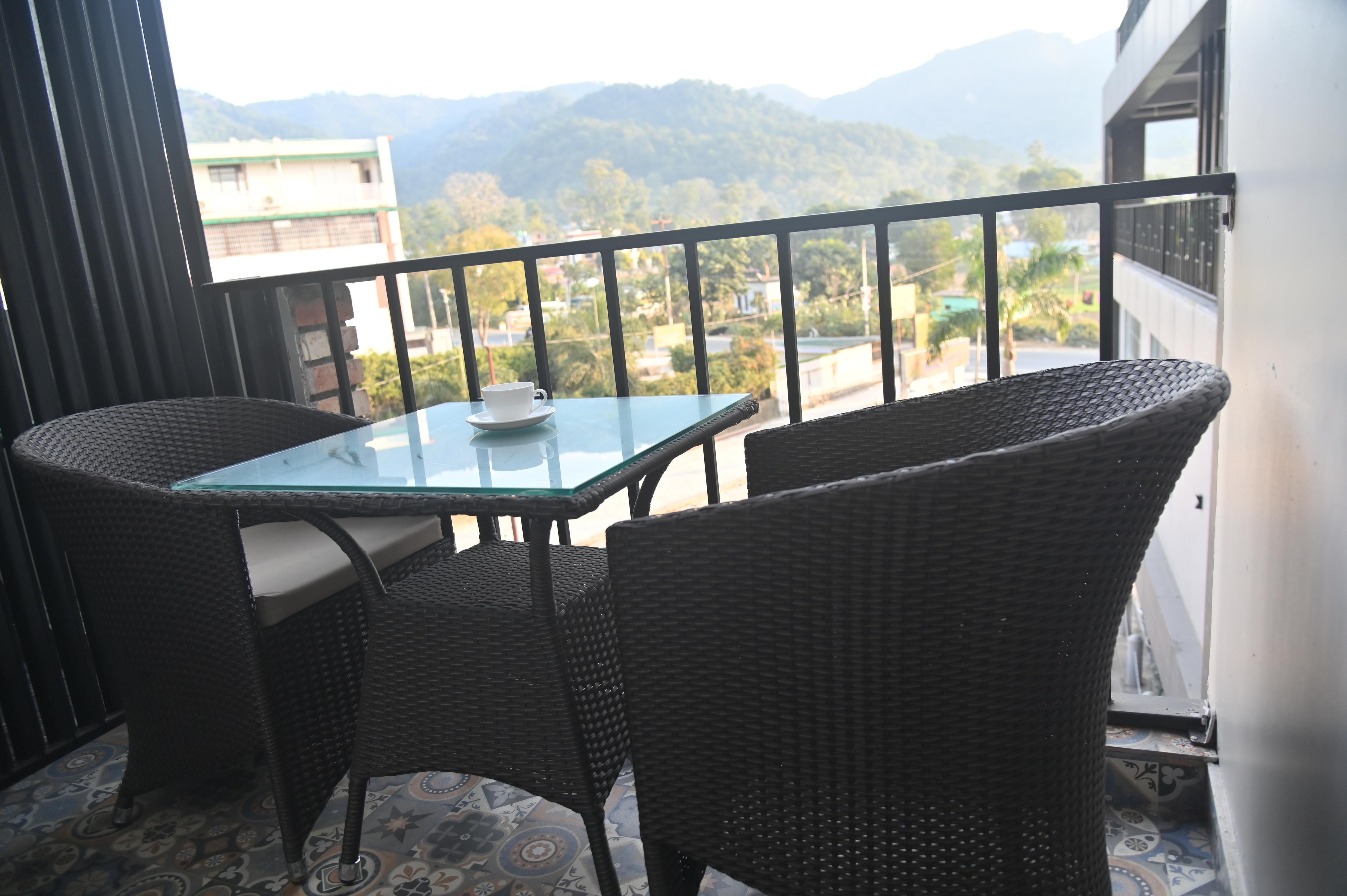 AARUSH HOTEL & RESORT - Tap to explore photos