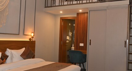 AARUSH HOTEL & RESORT Room Type - Family Suite Room Mountain View