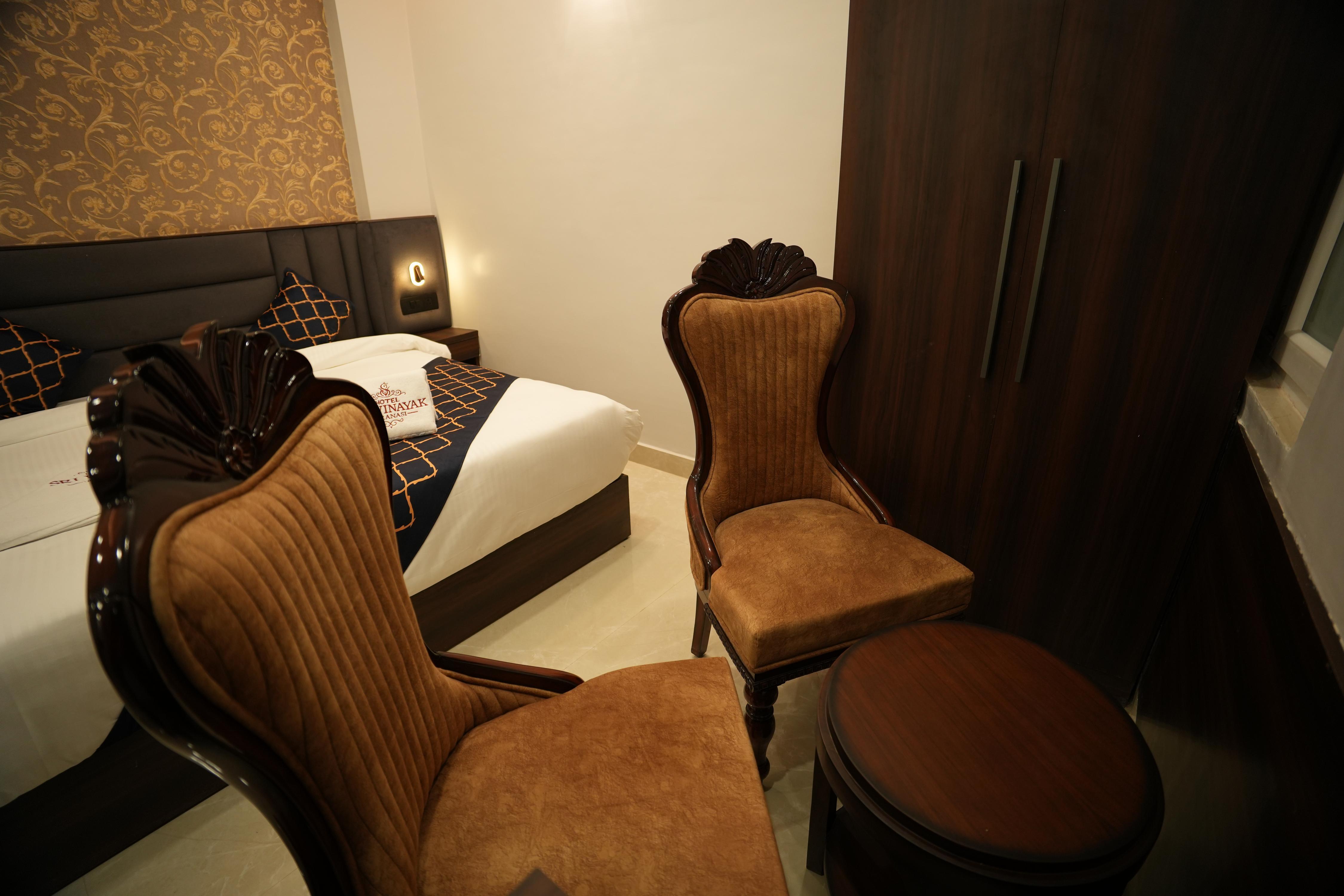 Hotel Shri Vinayak - Tap to explore photos