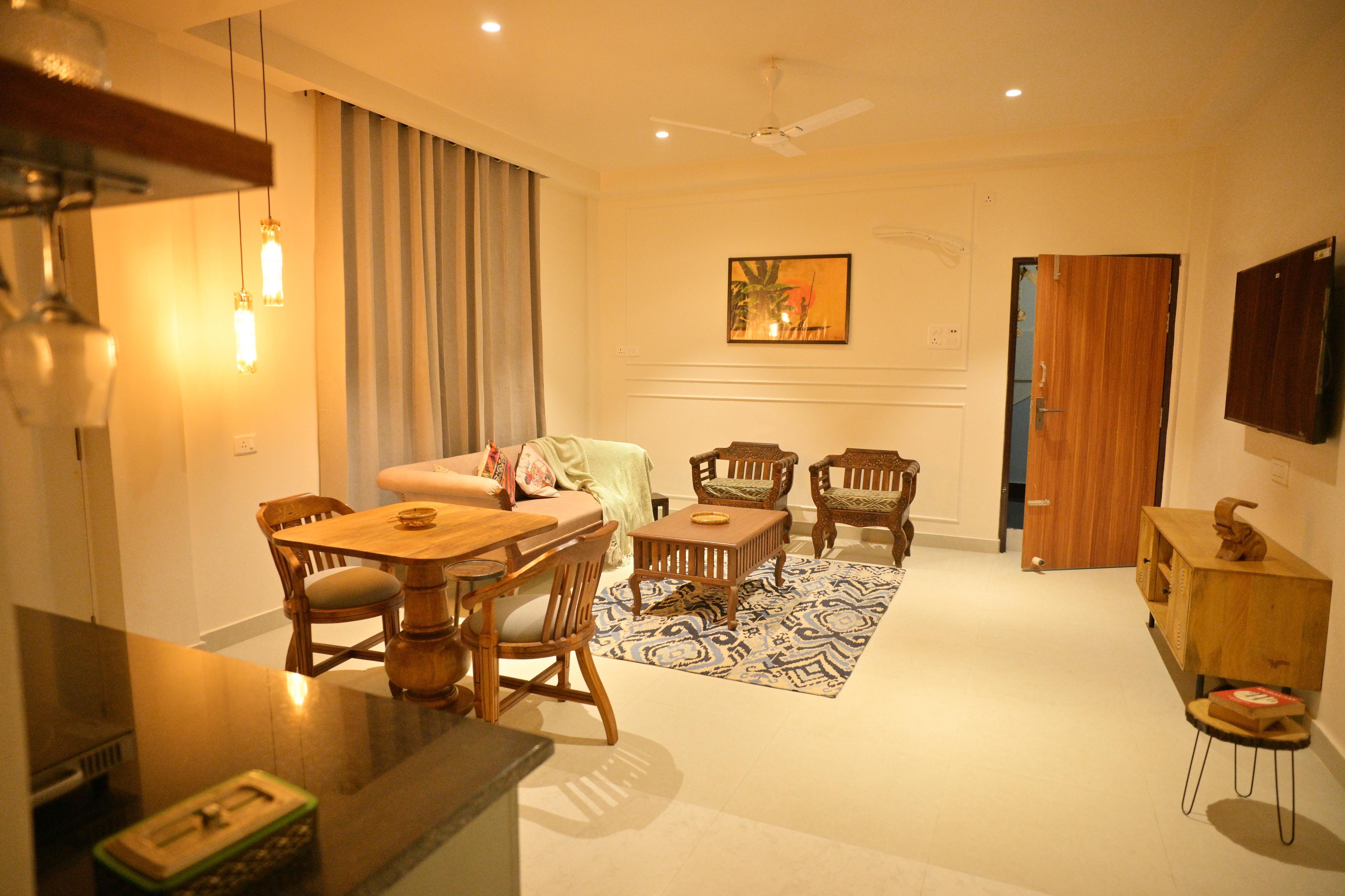 Luxury Comfortable Rooms in a 2BHK Flat at Noi Homes