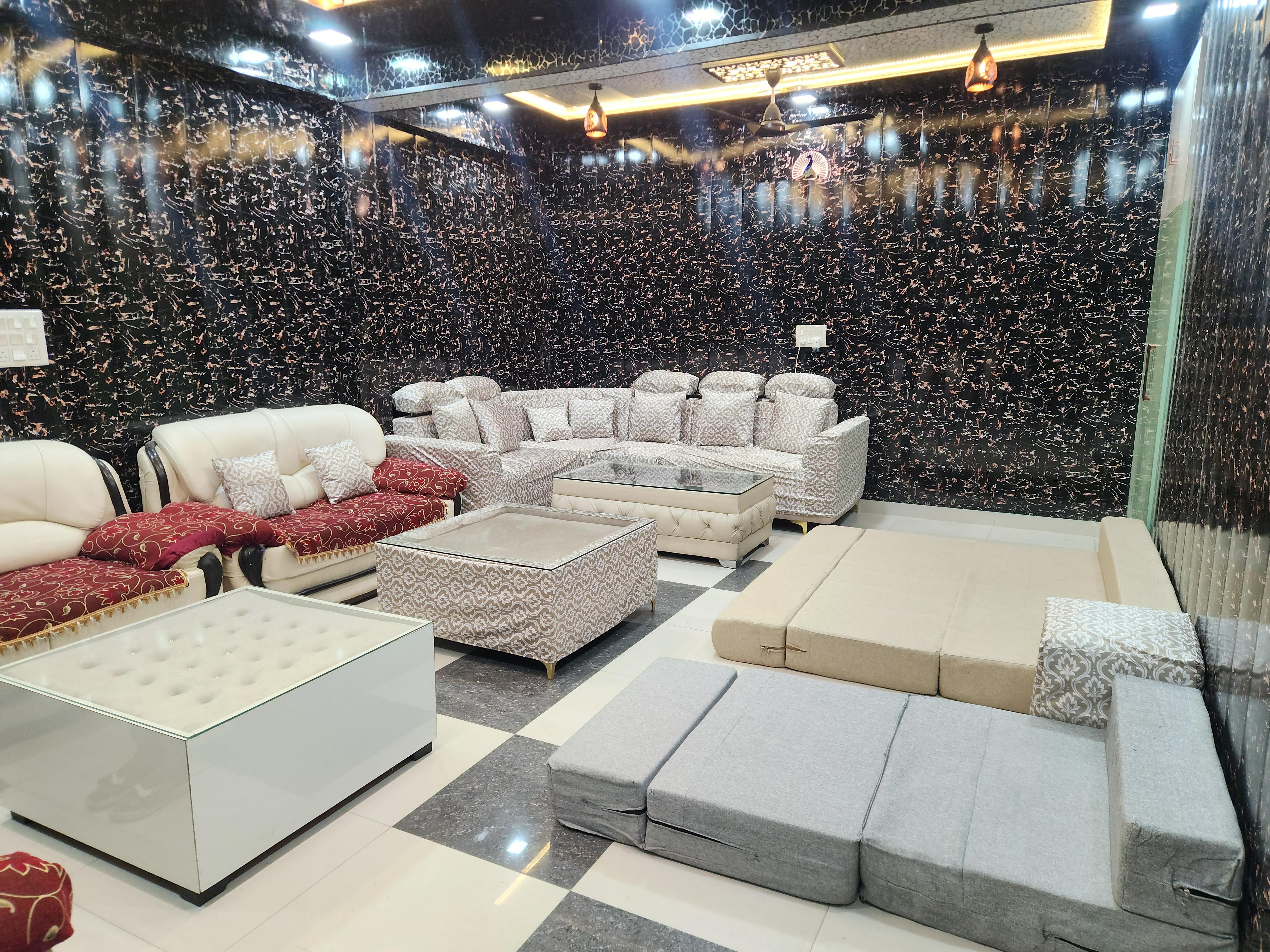 shree ji palace hotel , banquet hall and restaurant - Tap to explore photos