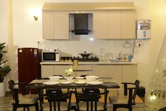 The Little Haven 2BHK with Terrace near Mall Road