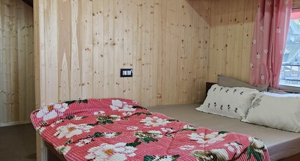 Cosy Pine Homestay Room Type - Room 201
