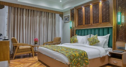 GOLDEN NEST | ROOM IN AN APARTMENT Room Type - Room 203