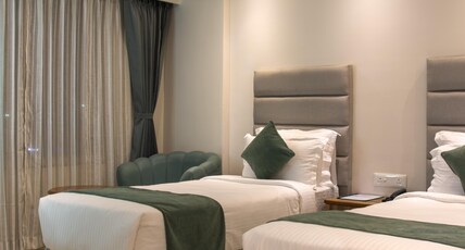 Hotel De Blossom Room Type - Deluxe Twin Room