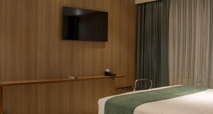 Hotel De Blossom Room Type - Premium Double Room