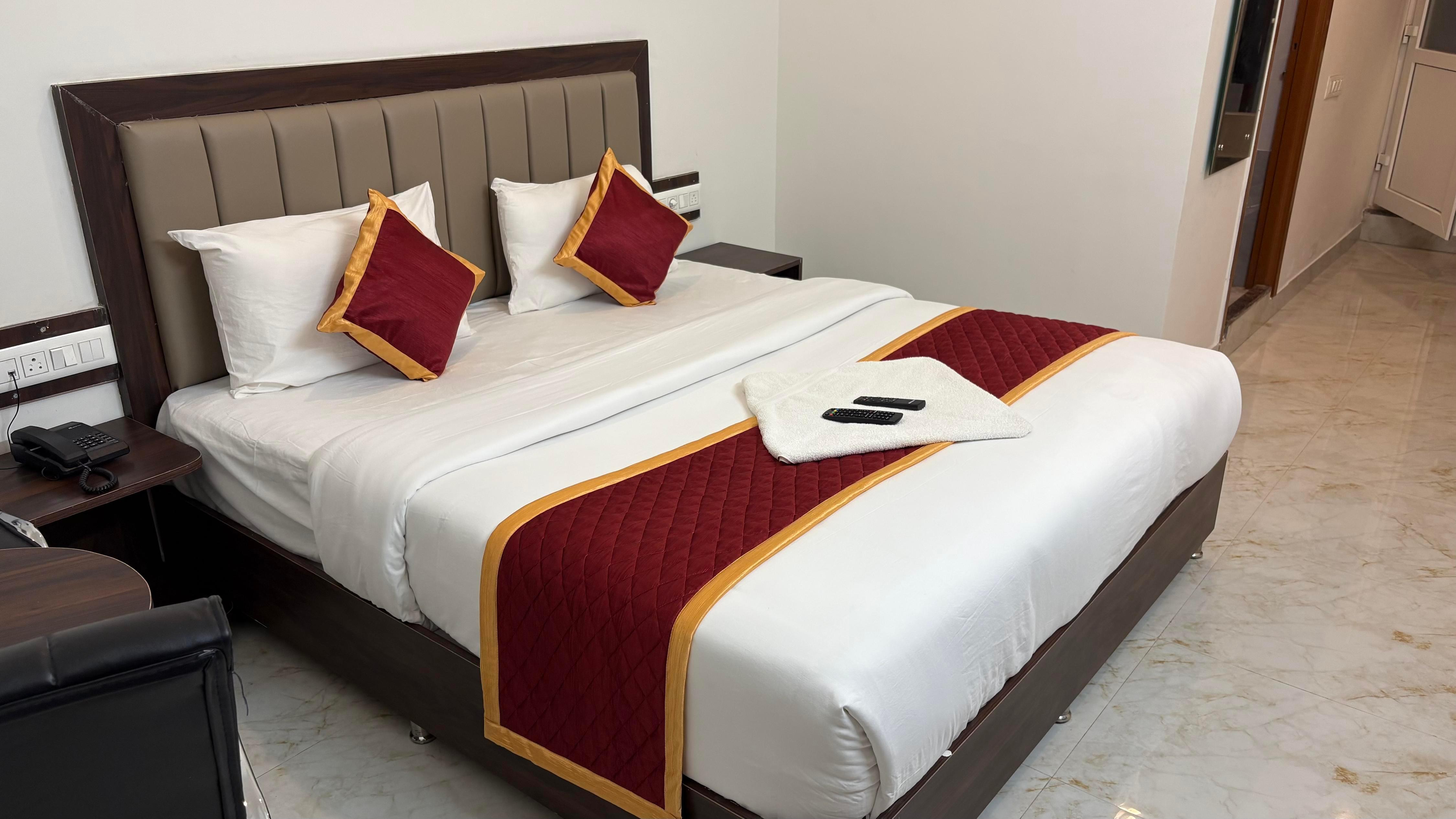 Hotel Elevate Inn - Bangalore Airport - Tap to explore photos