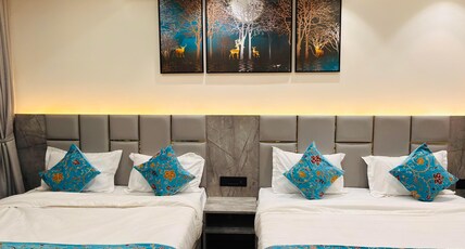 HOTEL RADHE JUNAGADH Room Type - Family room