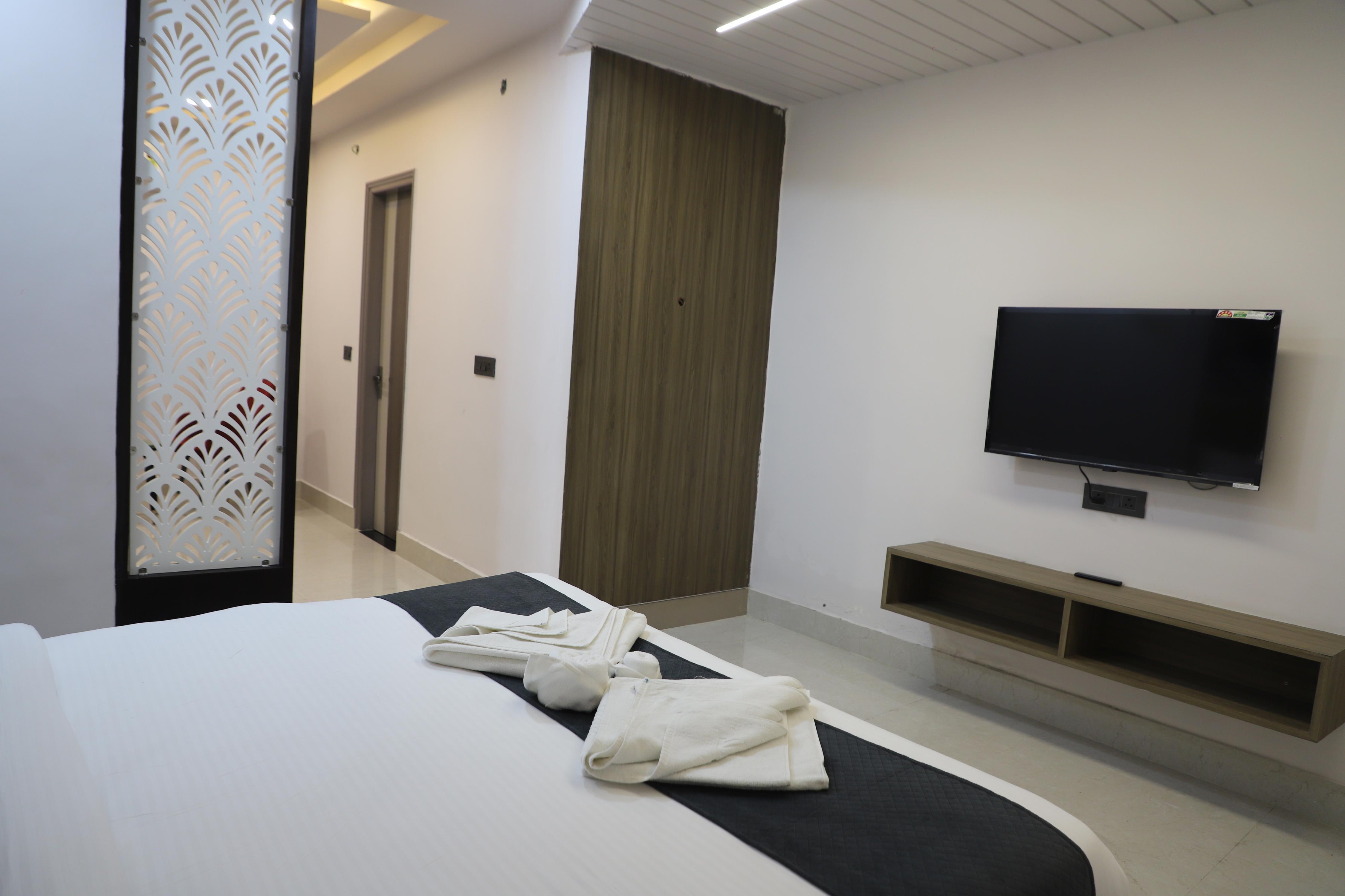 Hotel The 9s Room Type - Premium Lavender Hotel The 9s Room Type - Premium Lavender