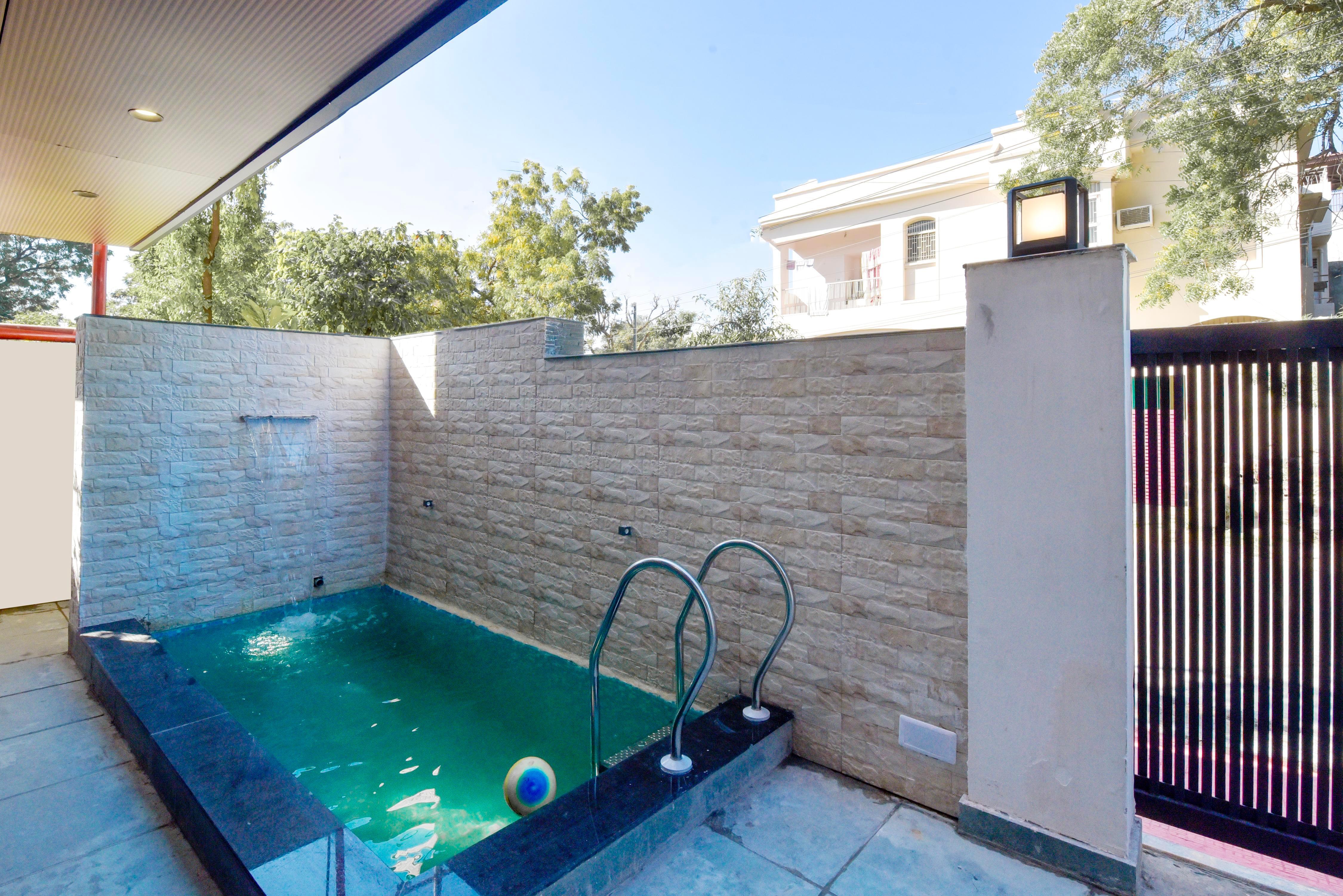 Alaya Stays Auric Lake 2 BHK Villa With Shared Plunge Pool - Tap to explore photos