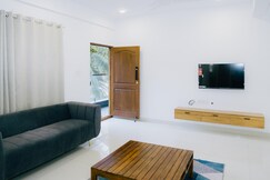 14th Avenue Service Apartment