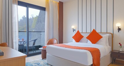 Sterling Nirmaya Dharamshala Room Type - Valley View Classic Room with Balcony