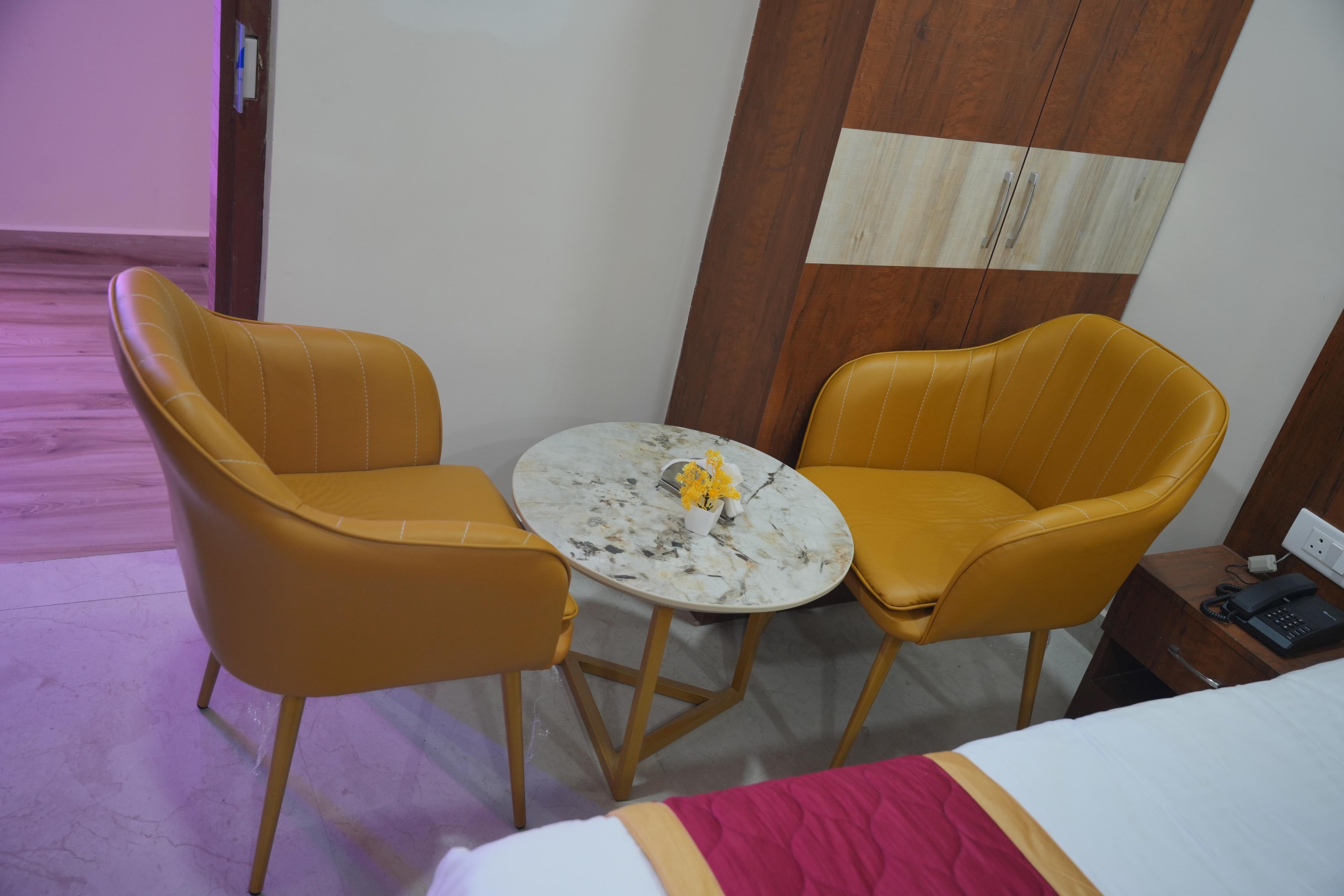 Hotel Mount Royale - Tap to explore photos