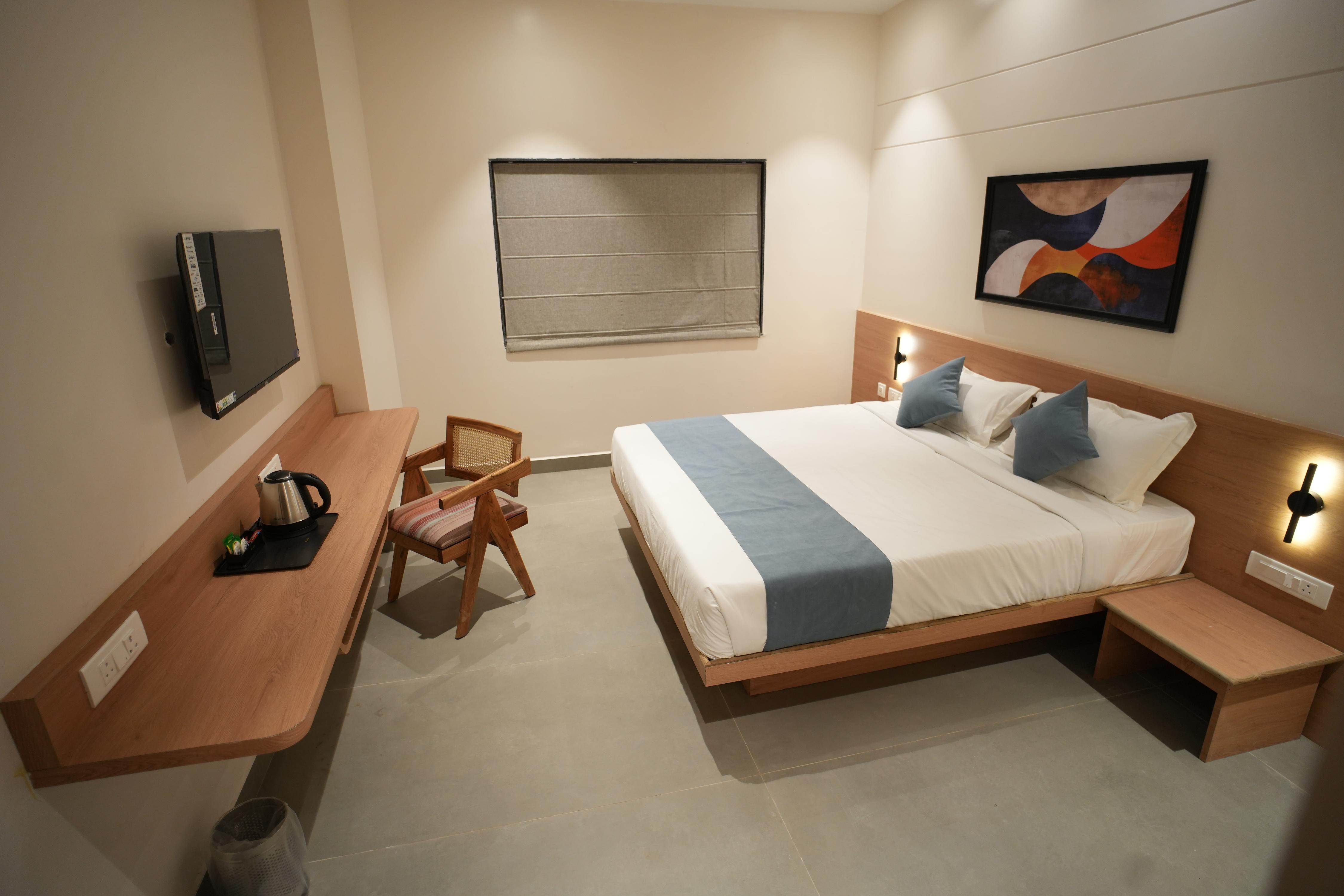 Kolas Grand - Hotel & Convention Center Room Type - Premier Deluxe King Room