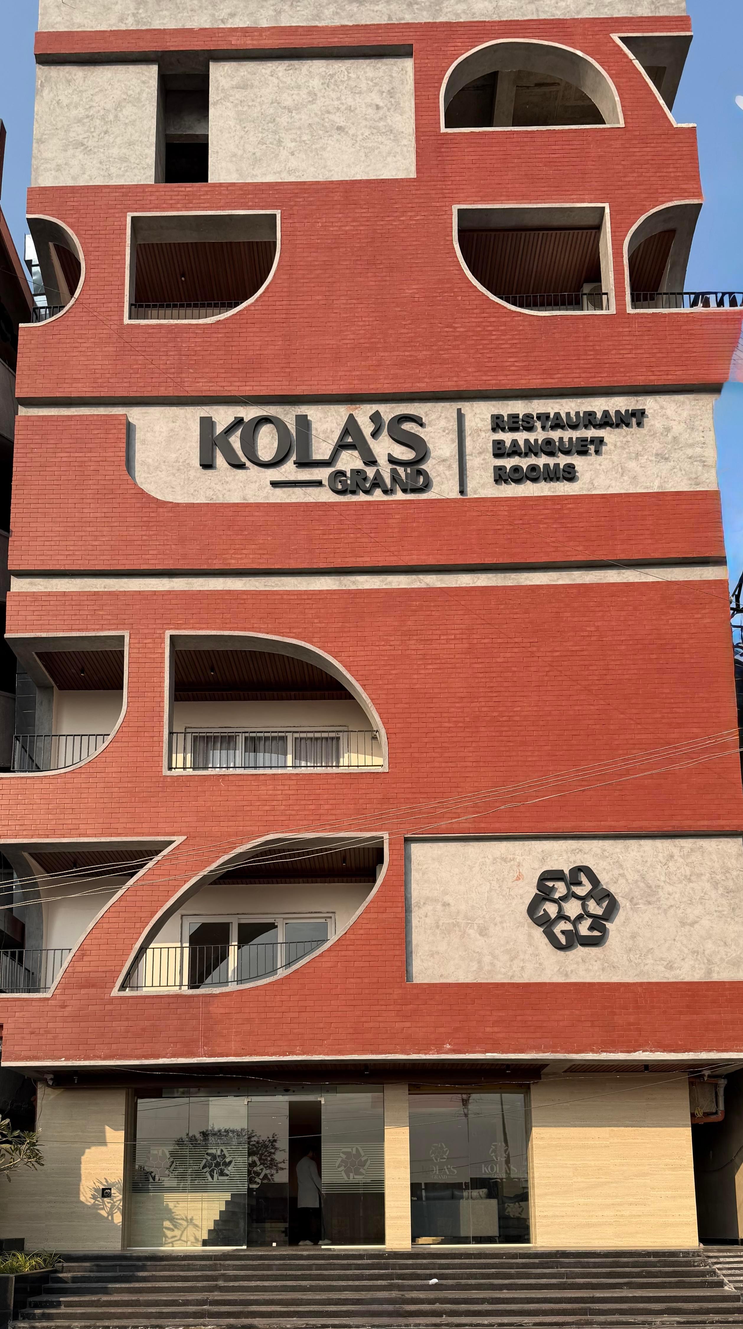 Kolas Grand - Hotel & Convention Center - Tap to explore photos