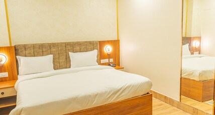 Hotel Annpurna Food Plaza Room Type - Classic Room