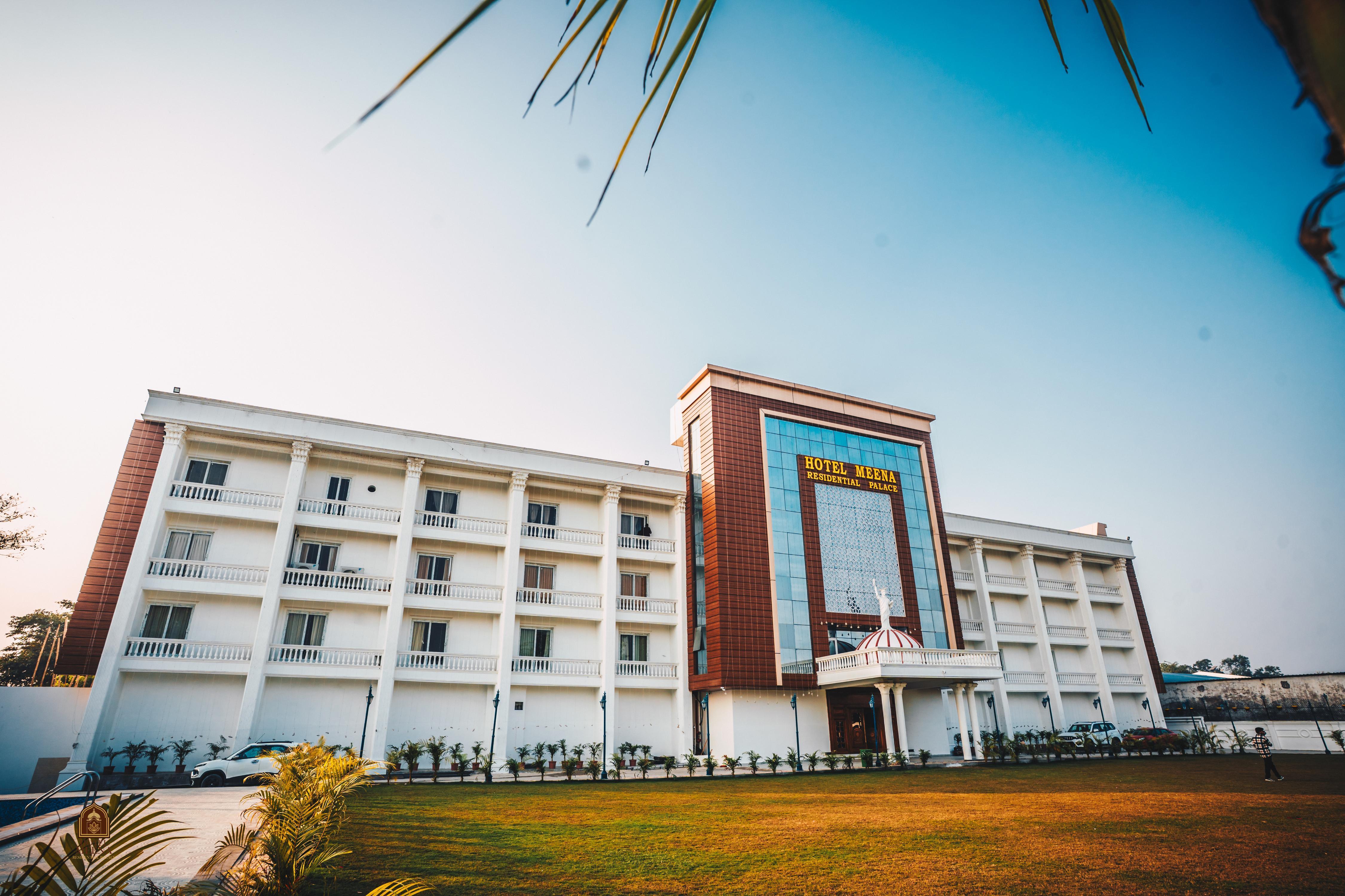 HOTEL MEENA RESIDENTIAL PALACE - Tap to explore photos