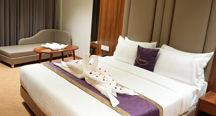 Ramnaa Hotel Room Type - Premium Room
