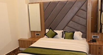 ELEPHANTA HOTEL Room Type - Standard Room