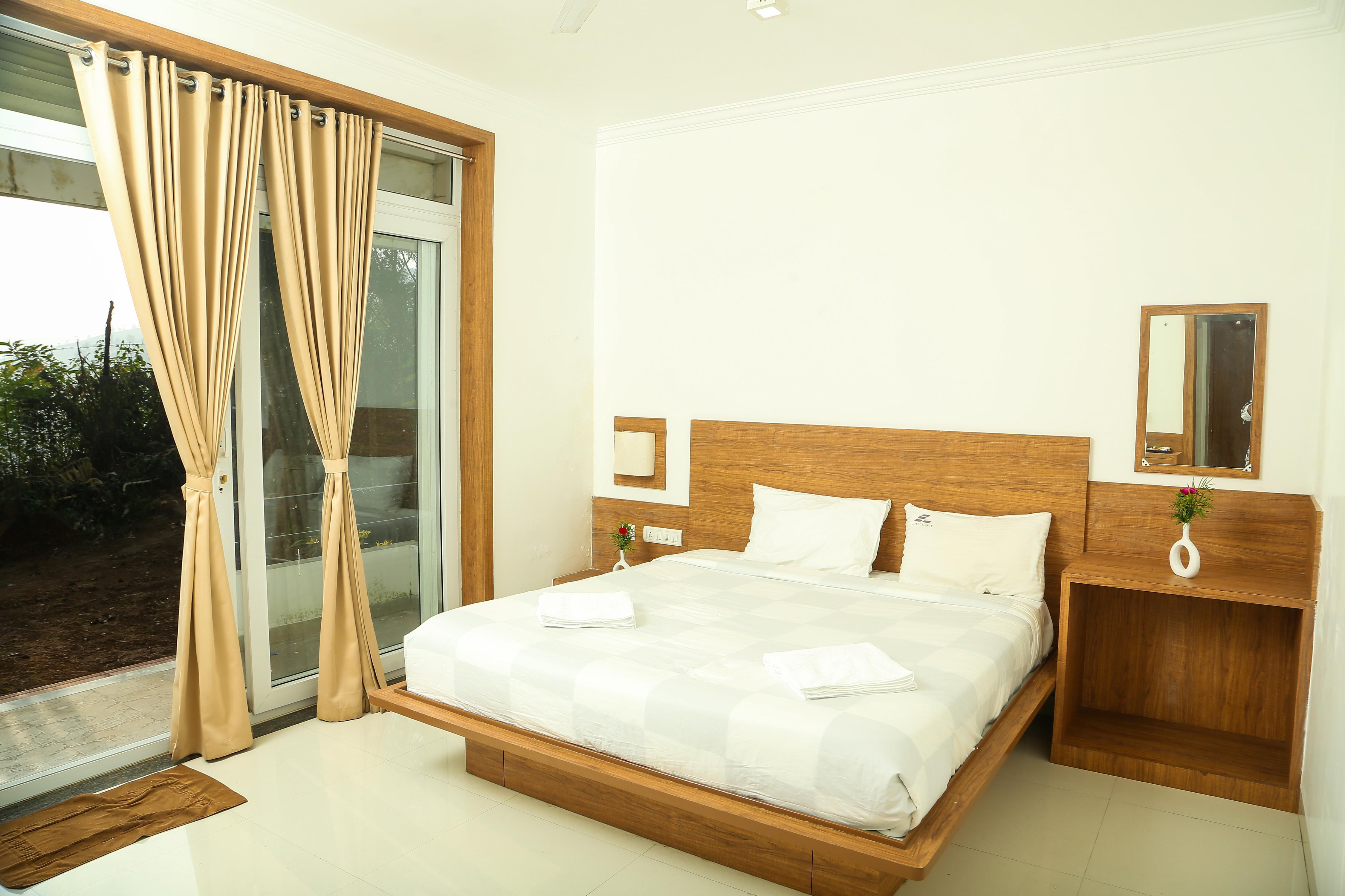 Lilly villa 6 bhk - Tap to explore photos