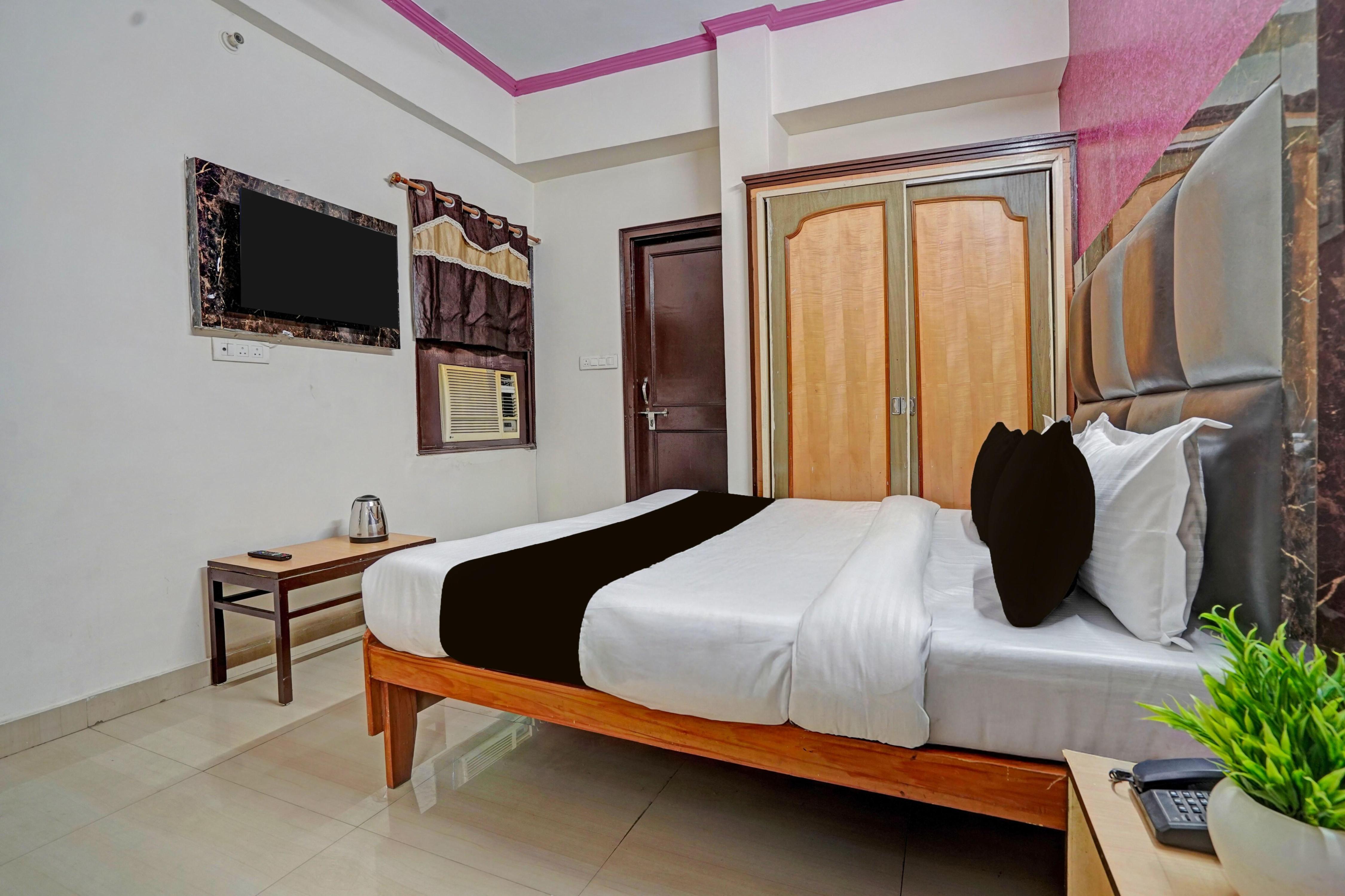 Hotel O Gopinath Temple Jaipur Formerly Deepak Inn - Tap to explore photos
