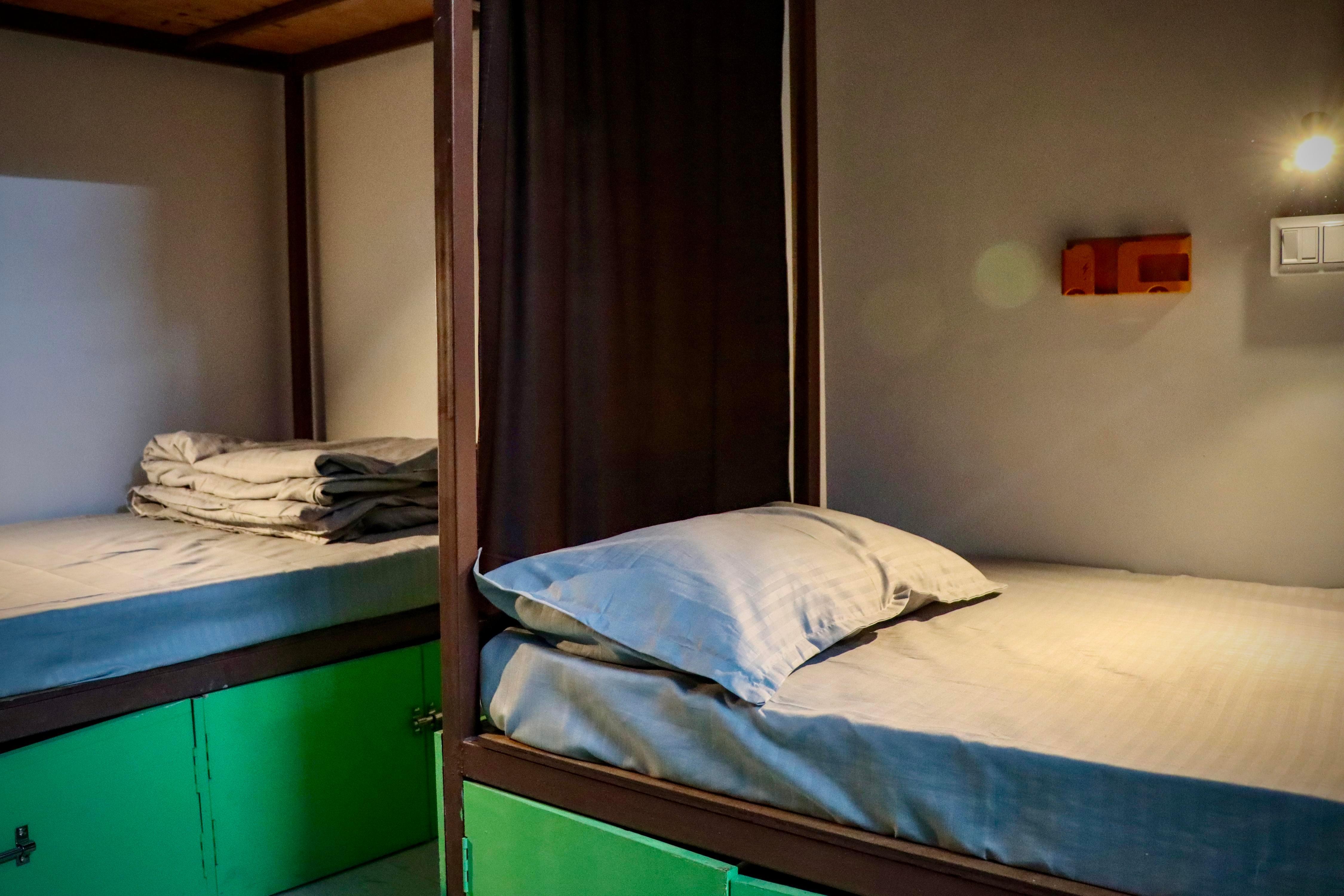 Mosaic Hostel Varanasi - Tap to explore photos