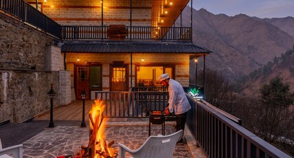 SaffronStays The Tirthan House Terrace View Room Type - SaffronStays The Tirthan House Terrace View