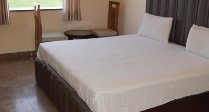 Eco Fort Resort Room Type - AC Deluxe Room