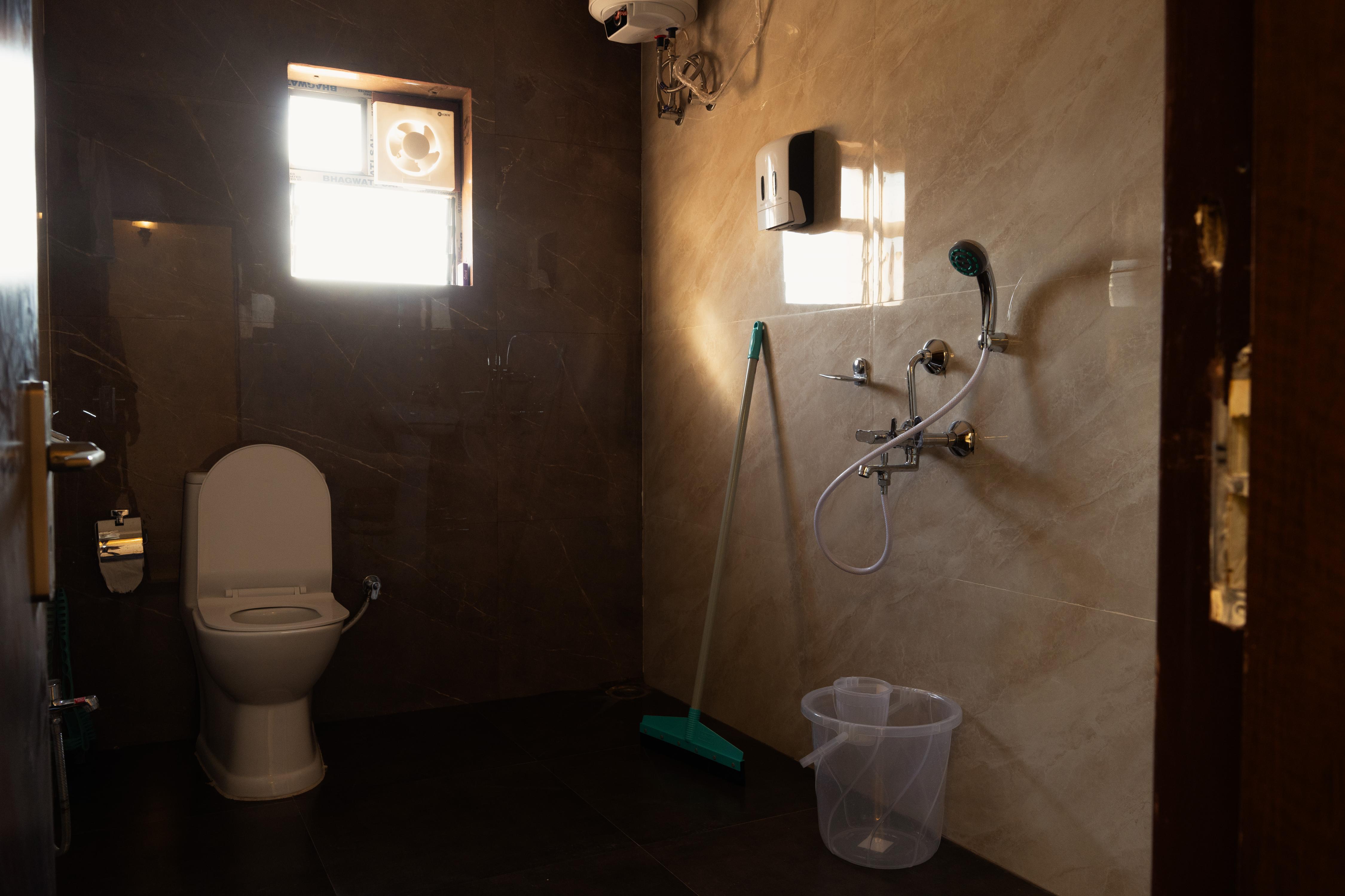 La Vida Eclectic Suites - Tap to explore photos