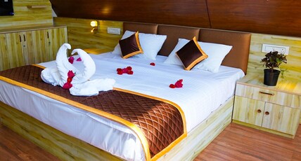 Era Resorts Slopestay Room Type - Misty Gate Way
