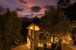 SaffronStays Valleyfall