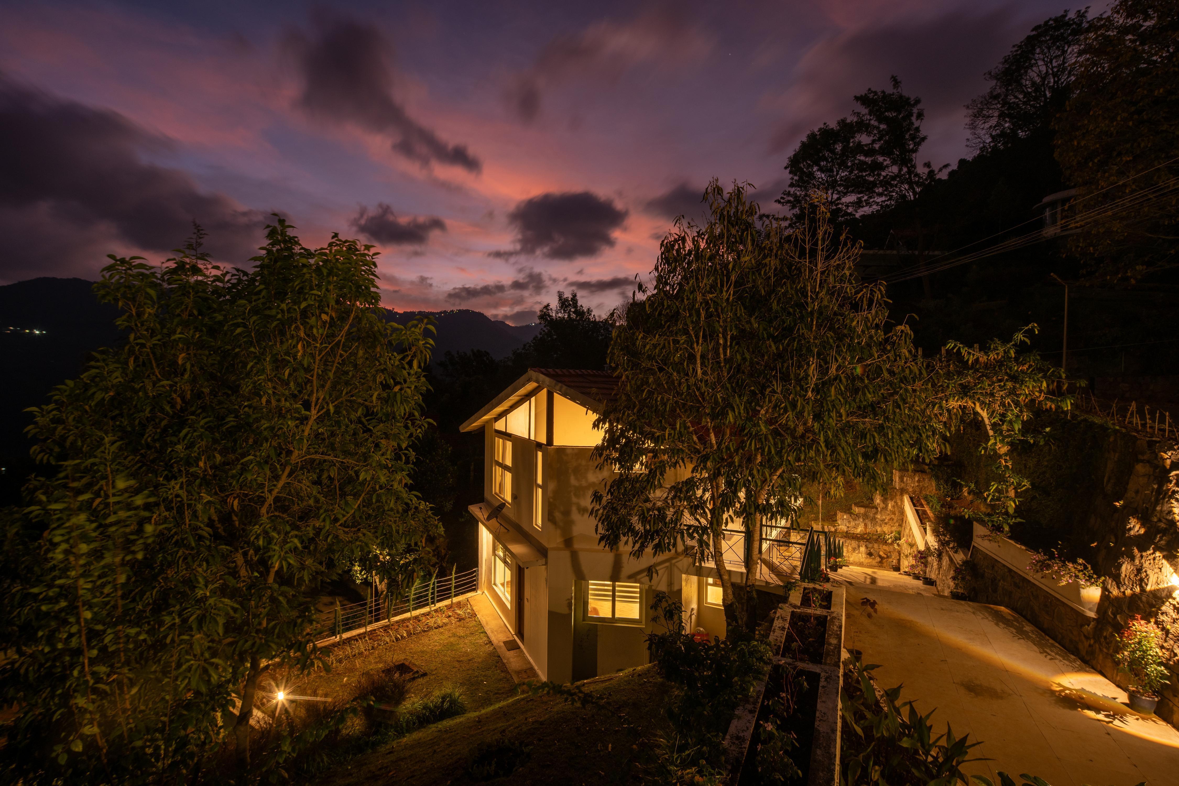SaffronStays Valleyfall Room Type - SaffronStays Valleyfall