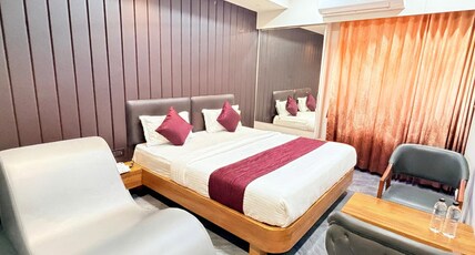 Hotel The Avanta - Gandhinagar Room Type - Club Sofa Room