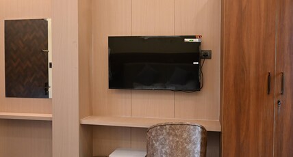 HOTEL HIGHWAY NEST Room Type - SUPERIOR ROOM WITH MOUNTAIN VIEW