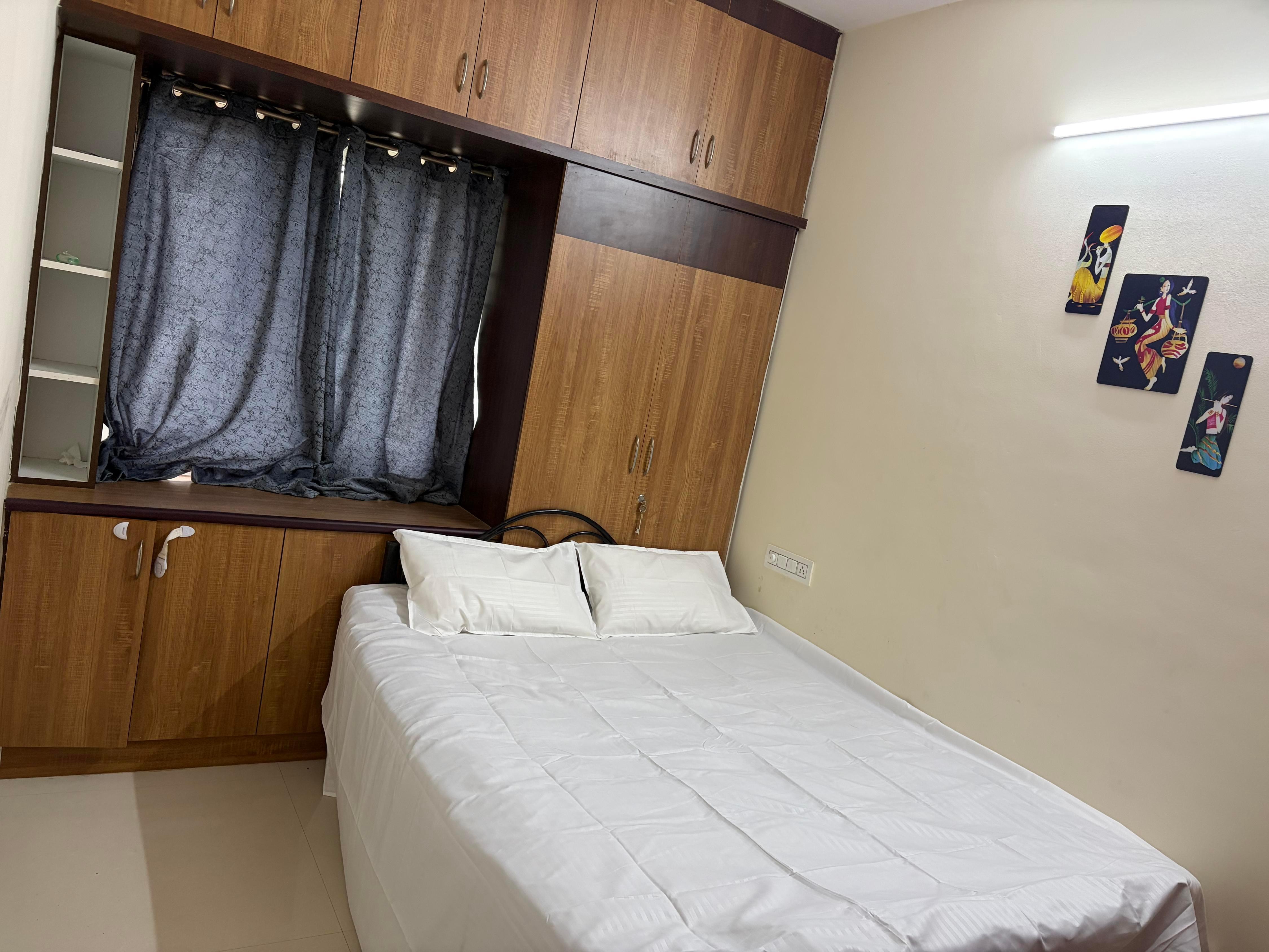 Cozy couple friendly 1 BHK flat near Wipro Kodathi - Tap to explore photos