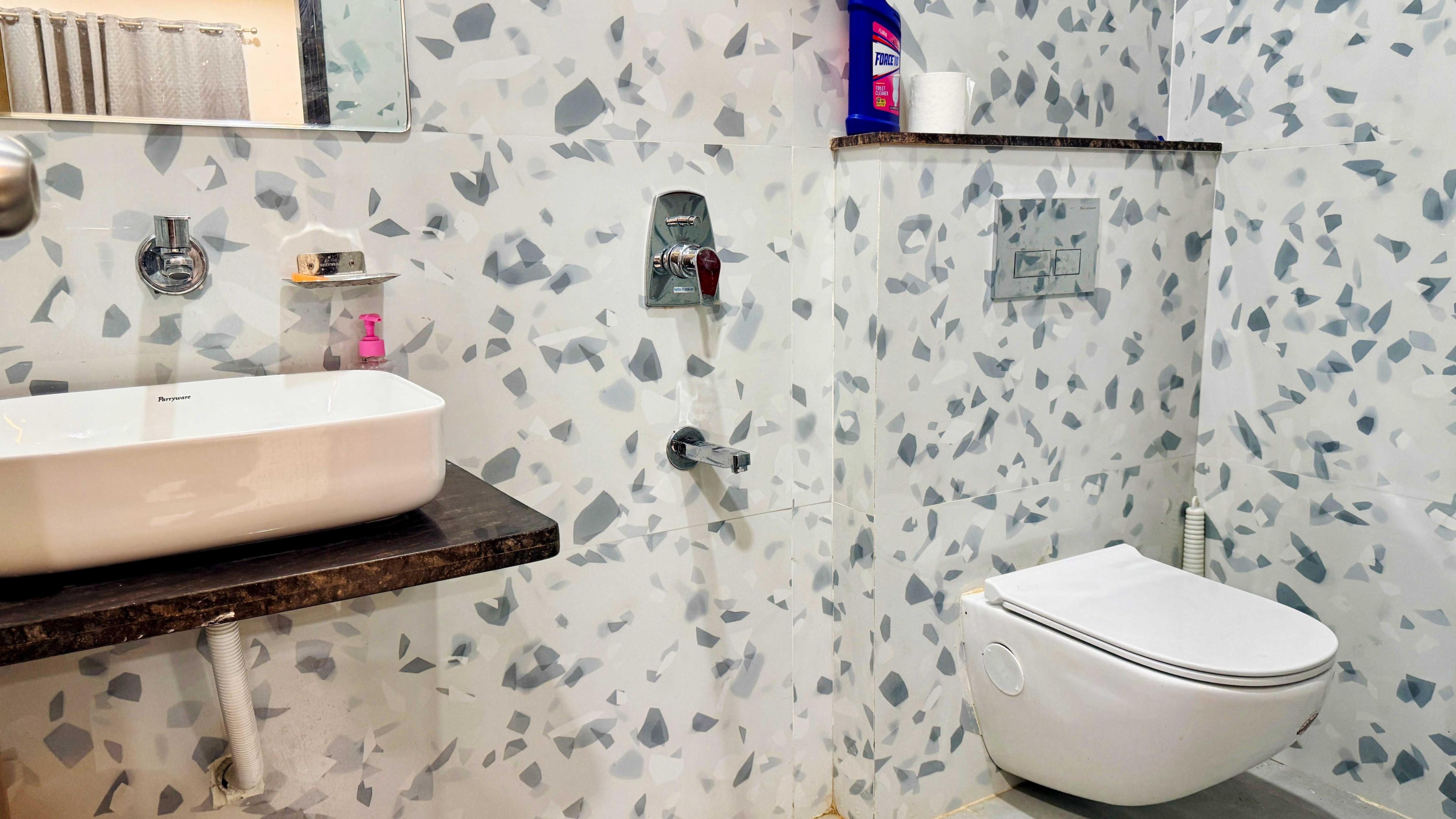 1RK Studio near Vijay Nagar | Cozy Private Stay - Tap to explore photos