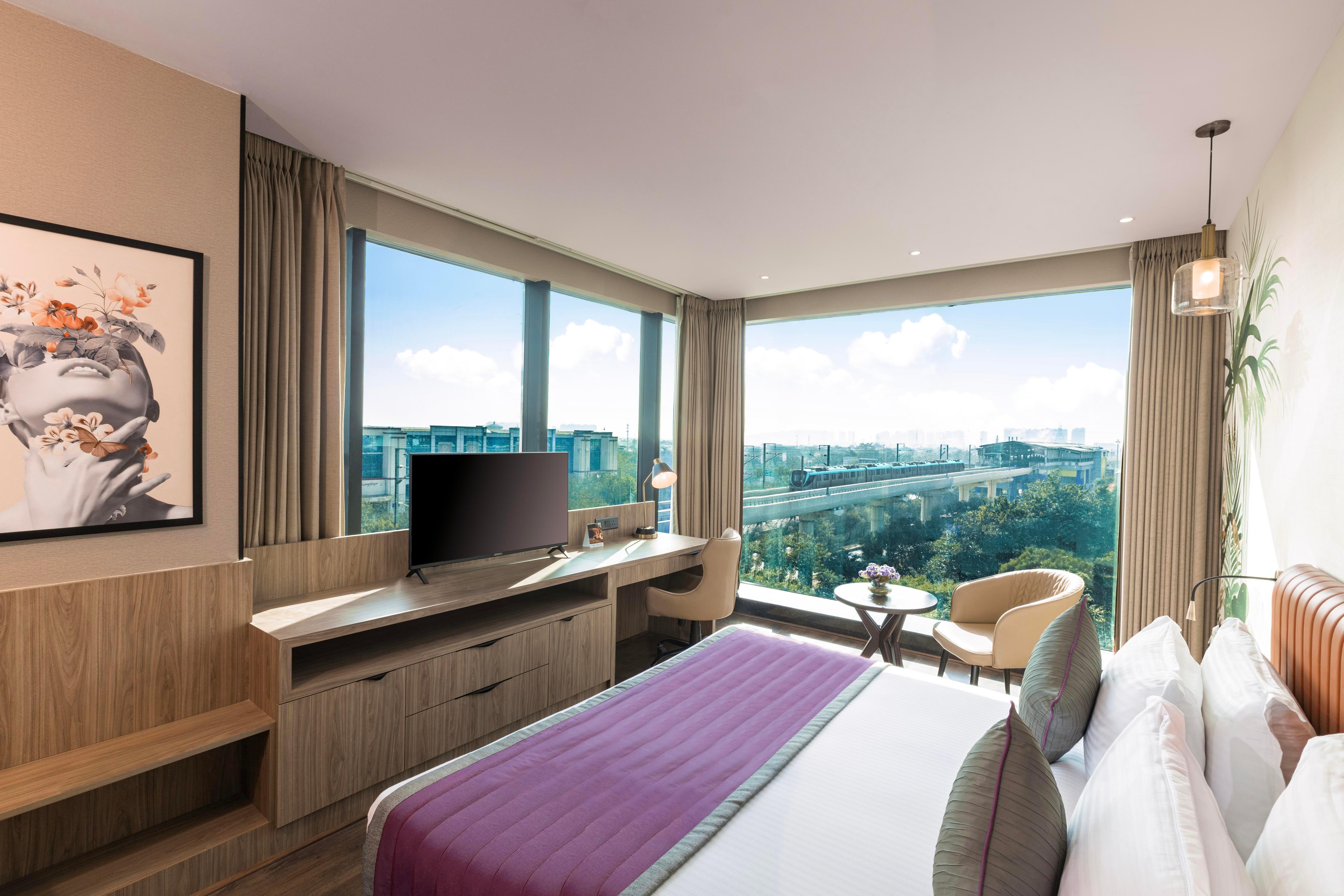 Plume Hotel - India Expo Mart Room Type - Wonderful Room Guest King Room City View