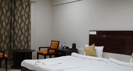 HOTEL INSTA STAY INN Room Type - Super Deluxe with Twin Bed