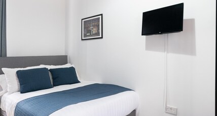 Citysteps Hotels Newcastle West Room Type - Standard Double Room - Shared Citysteps Hotels Newcastle West Room Type - Standard Double Room - Shared